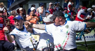 Alberto Simonelli festeggia l'oro di Pechino