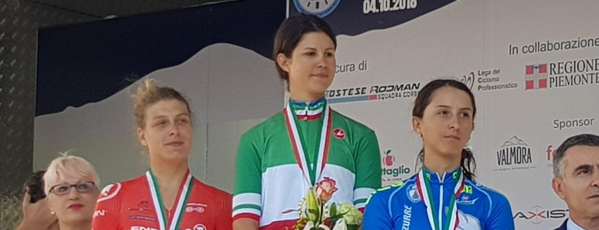 Il podio con Cecchini trciolore e Ratto al terzo posto