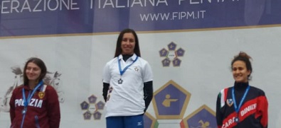 Claudia Cesarini vince il titolo di triathlon a Pordenone
