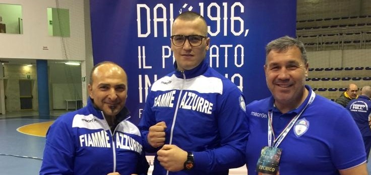 Il supermassimo Mirko Carbotti tra Augusto Onori e il Maestro Foglia