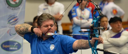 Alberto Simonelli, primato mondiale paralimpico nel compound