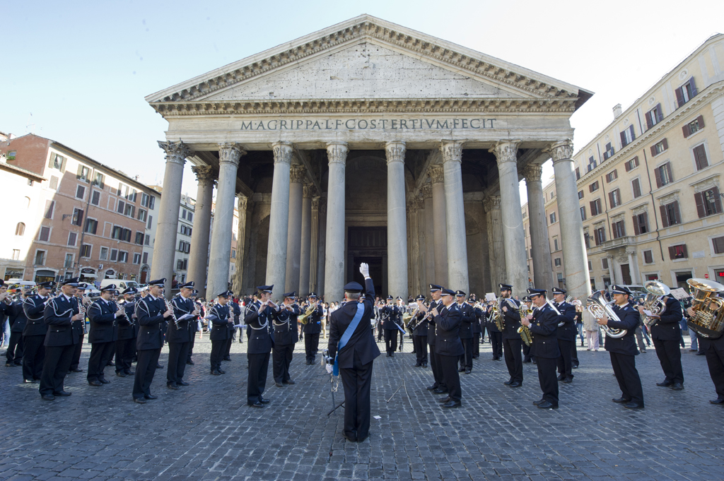 Banda del Corpo di Polizia Penitenziaria al Pantheon