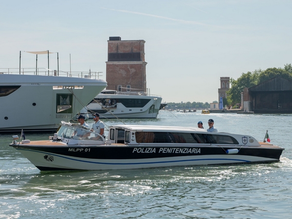 La Polizia penitenziaria al Salone nautico di Venezia