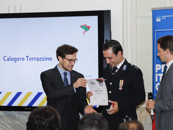 Calogero Terrazzino ritira il premio "Italia Giovane"