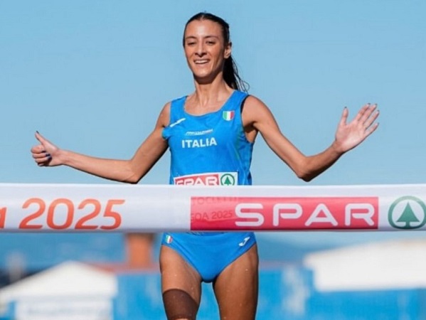 Fiamme azzurre, Battocletti chiude in bellezza 2025