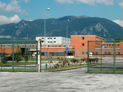 Carcere Terni: Polizia Penitenziaria sequestra cellulari e droga