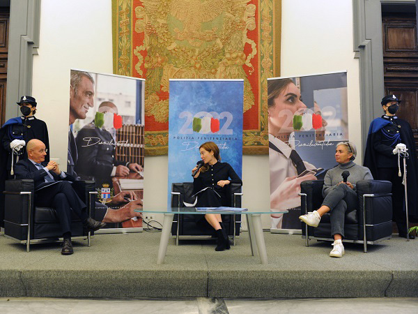 Il Capo del Dap Petralica con Cristiana Capotondi e la fotografa Barbara Cardini